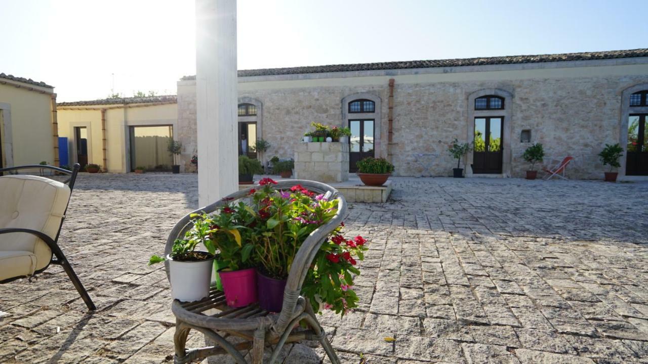 Agriturismo Gaia Villa Noto Exterior photo
